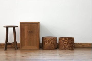 アンティーク雑貨　古民具・骨董 木目の素晴らしい刳り貫き桐火鉢　2個