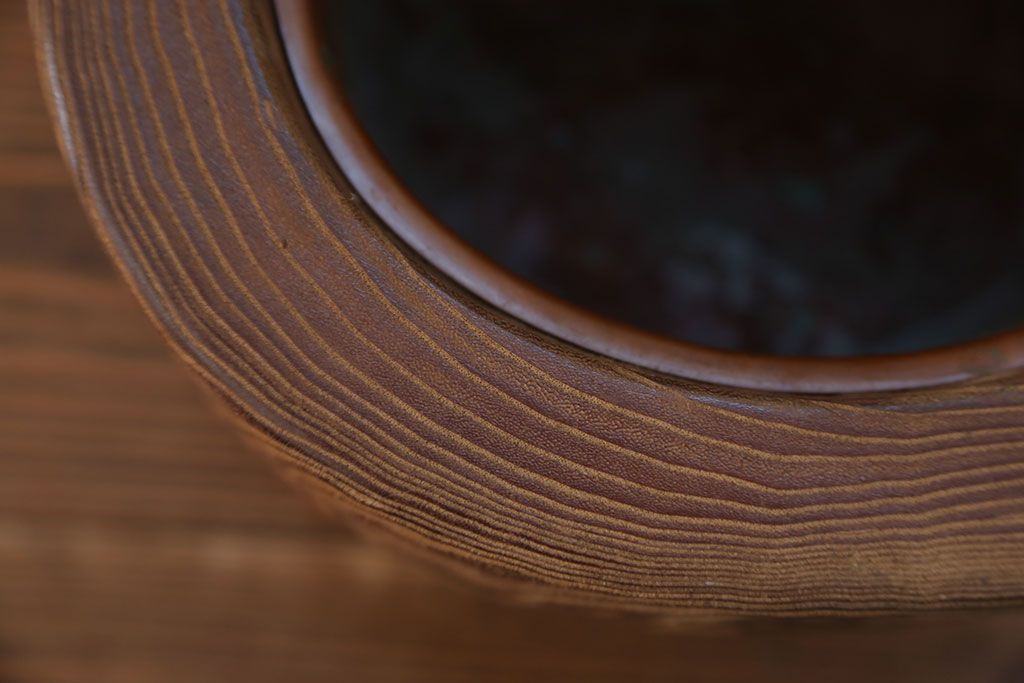 アンティーク雑貨　古民具・骨董 木目の素晴らしい刳り貫き桐火鉢　2個