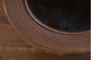 アンティーク雑貨　古民具・骨董 木目の素晴らしい刳り貫き桐火鉢　2個