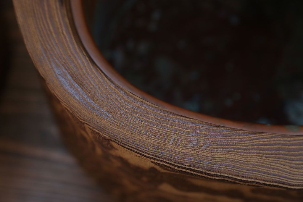 アンティーク雑貨　古民具・骨董 木目の素晴らしい刳り貫き桐火鉢　2個