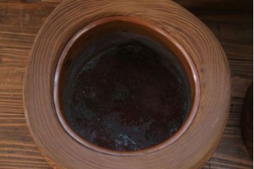 アンティーク雑貨　古民具・骨董 木目の素晴らしい刳り貫き桐火鉢　2個