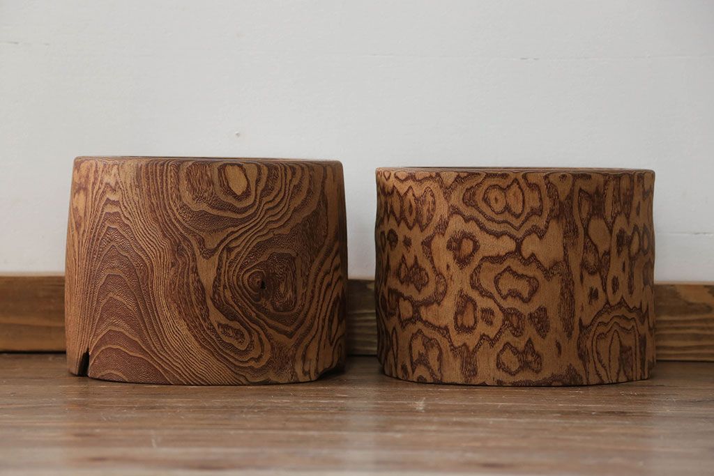 アンティーク雑貨　古民具・骨董 木目の素晴らしい刳り貫き桐火鉢　2個