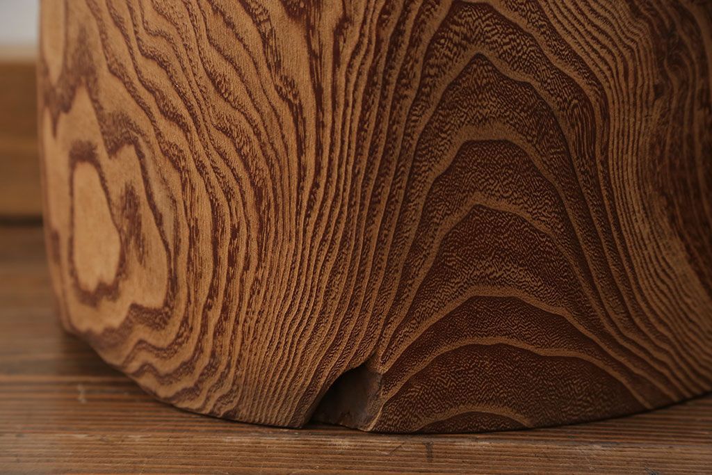 アンティーク雑貨　古民具・骨董 木目の素晴らしい刳り貫き桐火鉢　2個