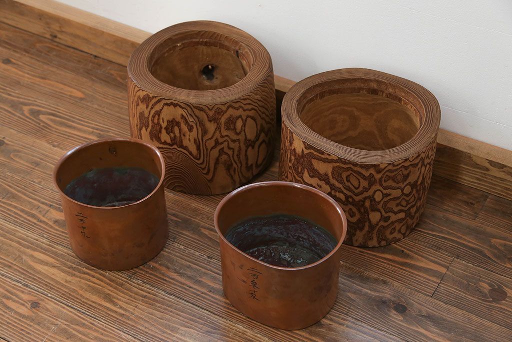 アンティーク雑貨　古民具・骨董 木目の素晴らしい刳り貫き桐火鉢　2個