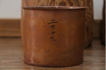 アンティーク雑貨　古民具・骨董 木目の素晴らしい刳り貫き桐火鉢　2個