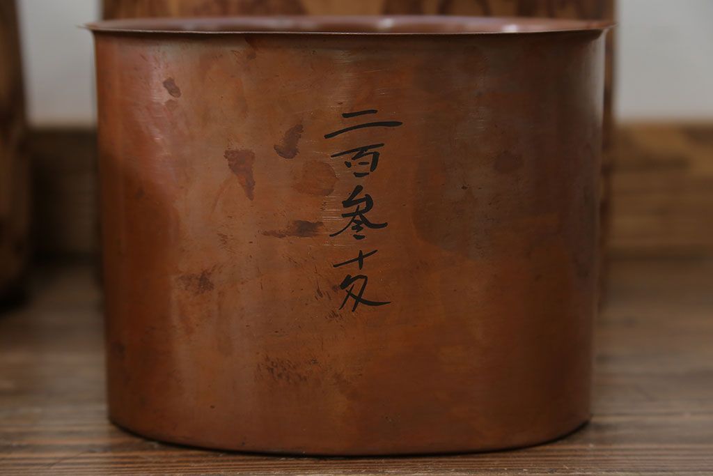 アンティーク雑貨　古民具・骨董 木目の素晴らしい刳り貫き桐火鉢　2個