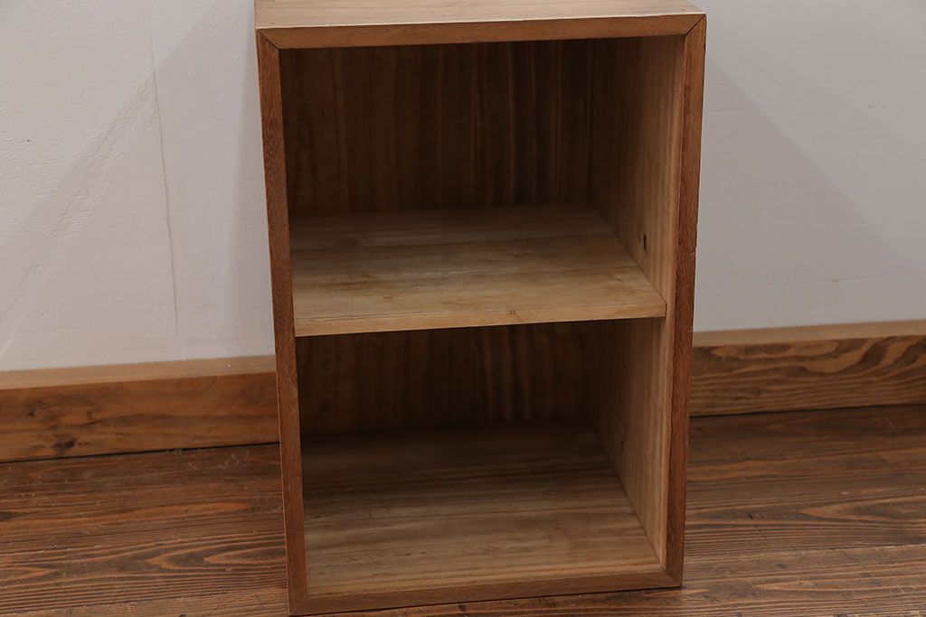 アンティーク雑貨　古民具・骨董 木目の素晴らしい刳り貫き桐火鉢　2個