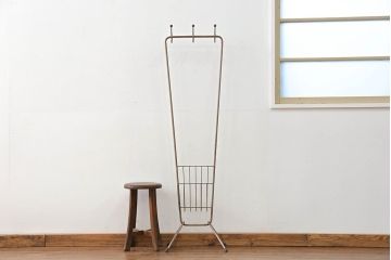 アンティーク雑貨　昭和レトロ レトロなアイアンハンガー(ポールスタンド、帽子掛け)