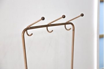 アンティーク雑貨　昭和レトロ レトロなアイアンハンガー(ポールスタンド、帽子掛け)