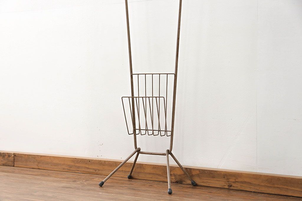 アンティーク雑貨　昭和レトロ レトロなアイアンハンガー(ポールスタンド、帽子掛け)