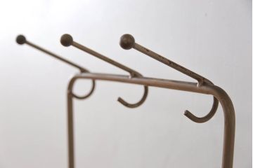 アンティーク雑貨　昭和レトロ レトロなアイアンハンガー(ポールスタンド、帽子掛け)