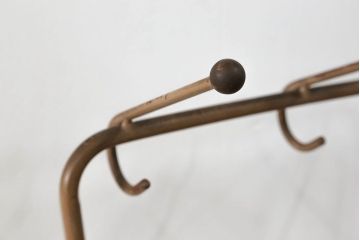 アンティーク雑貨　昭和レトロ レトロなアイアンハンガー(ポールスタンド、帽子掛け)