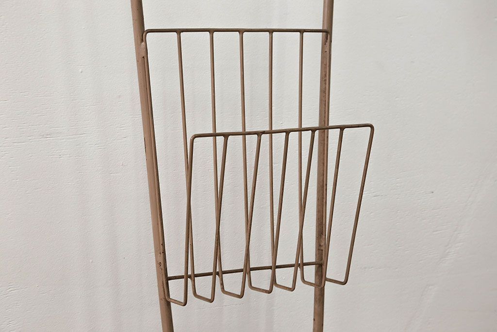 アンティーク雑貨　昭和レトロ レトロなアイアンハンガー(ポールスタンド、帽子掛け)