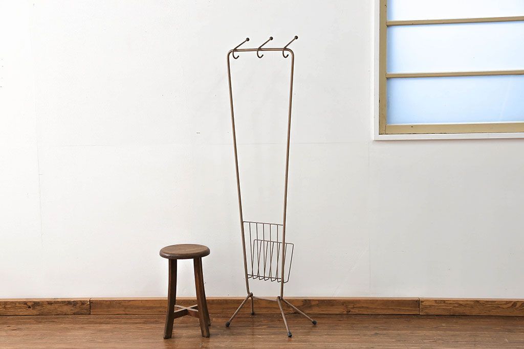 アンティーク雑貨　昭和レトロ レトロなアイアンハンガー(ポールスタンド、帽子掛け)