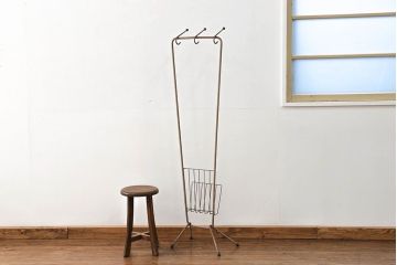 アンティーク雑貨　昭和レトロ レトロなアイアンハンガー(ポールスタンド、帽子掛け)