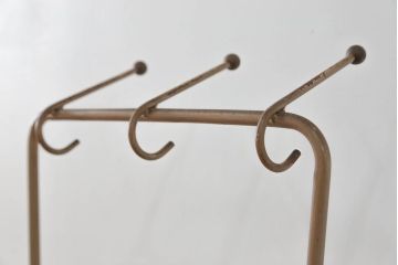 アンティーク雑貨　昭和レトロ レトロなアイアンハンガー(ポールスタンド、帽子掛け)