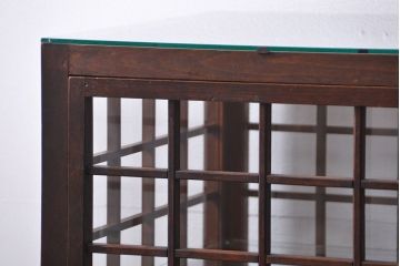 アンティーク家具　古民具・骨董　脚付き!古い木製のアンティーク格子ガラスケース