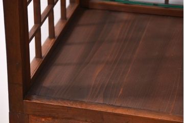 アンティーク家具　古民具・骨董　脚付き!古い木製のアンティーク格子ガラスケース