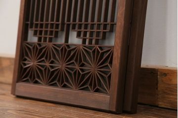 アンティーク 組子細工の小振りなガラス戸2枚セット(引き戸)