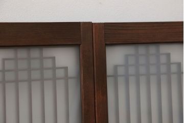 アンティーク 組子細工の小振りなガラス戸2枚セット(引き戸)