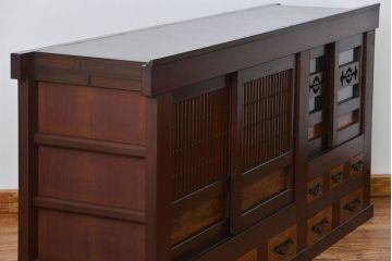 アンティーク家具　六尺　古民具・骨董 丸桟仕上げの水屋箪笥サイドボード