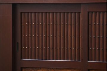 アンティーク家具　六尺　古民具・骨董 丸桟仕上げの水屋箪笥サイドボード