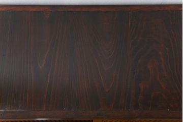 アンティーク家具　アンティーク  丸桟仕上げの上品な水屋箪笥サイドボード(収納棚、下駄箱)