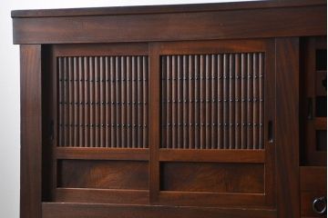 アンティーク家具　古民具・骨董 前面総欅材!上質な近江水屋箪笥(収納棚、食器棚)