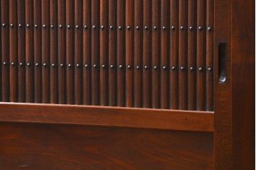 アンティーク家具　古民具・骨董 前面総欅材!上質な近江水屋箪笥(収納棚、食器棚)