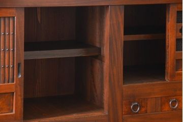 アンティーク家具　古民具・骨董 前面総欅材!上質な近江水屋箪笥(収納棚、食器棚)