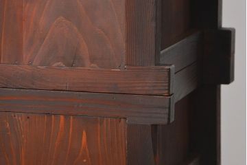 アンティーク家具　古民具・骨董 前面総欅材!上質な近江水屋箪笥(収納棚、食器棚)