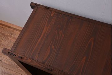 アンティーク家具　古民具・骨董 前面総欅材!上質な近江水屋箪笥(収納棚、食器棚)