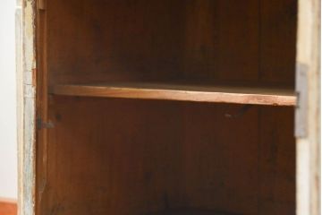 アンティーク家具　フランスアンティーク オリジナルペイントのかわいいカップボード(キャビネット、食器棚)