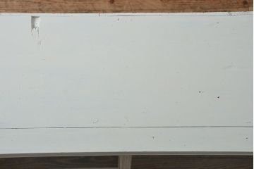 アンティーク家具　アンティークペイント ガラスの取っ手の大きな収納棚(ガラスケース、飾り棚)