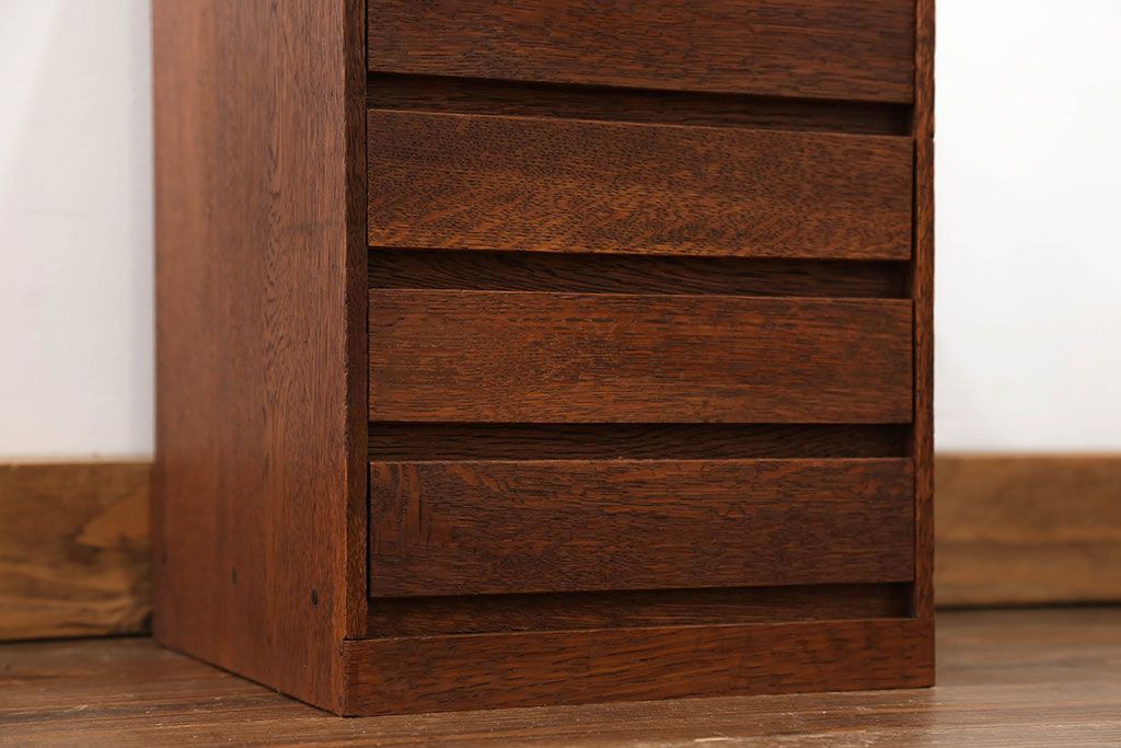 アンティーク家具　アンティーク 古いナラ材のシンプルな6杯小引き出し