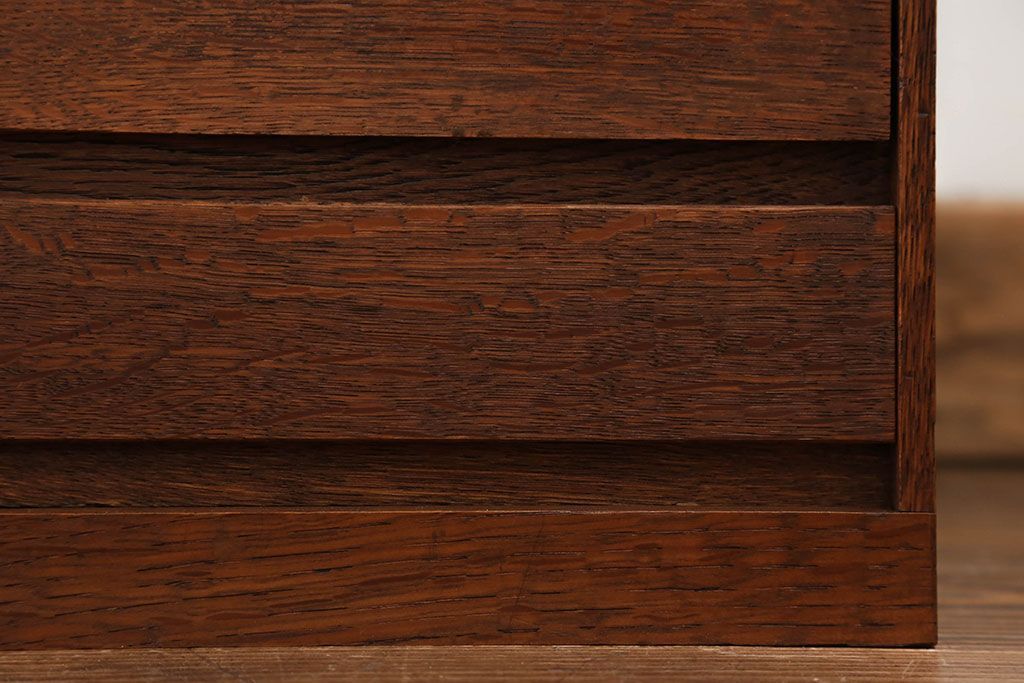 アンティーク家具　アンティーク 古いナラ材のシンプルな6杯小引き出し