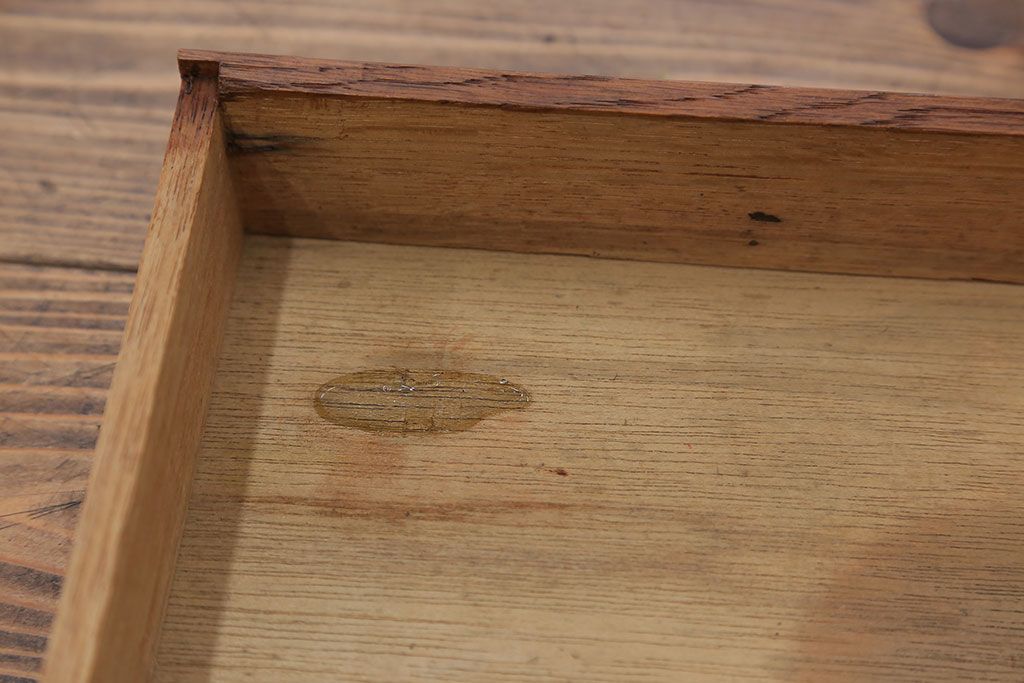 アンティーク家具　アンティーク 古いナラ材のシンプルな6杯小引き出し