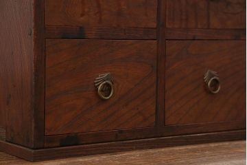 アンティーク家具　アンティーク 少々難有り　古い欅材の四杯小引き出し