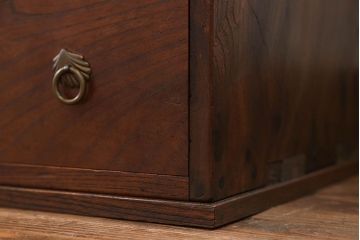 アンティーク家具　アンティーク 少々難有り　古い欅材の四杯小引き出し