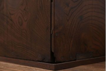 アンティーク家具　アンティーク 少々難有り　古い欅材の四杯小引き出し