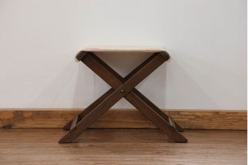 アンティーク家具　アンティークリネン座面の折り畳みスツール