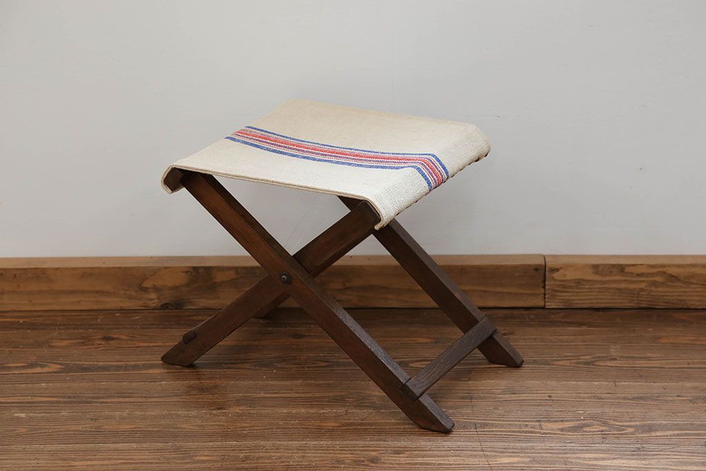 アンティーク家具　アンティークリネン座面の折り畳みスツール