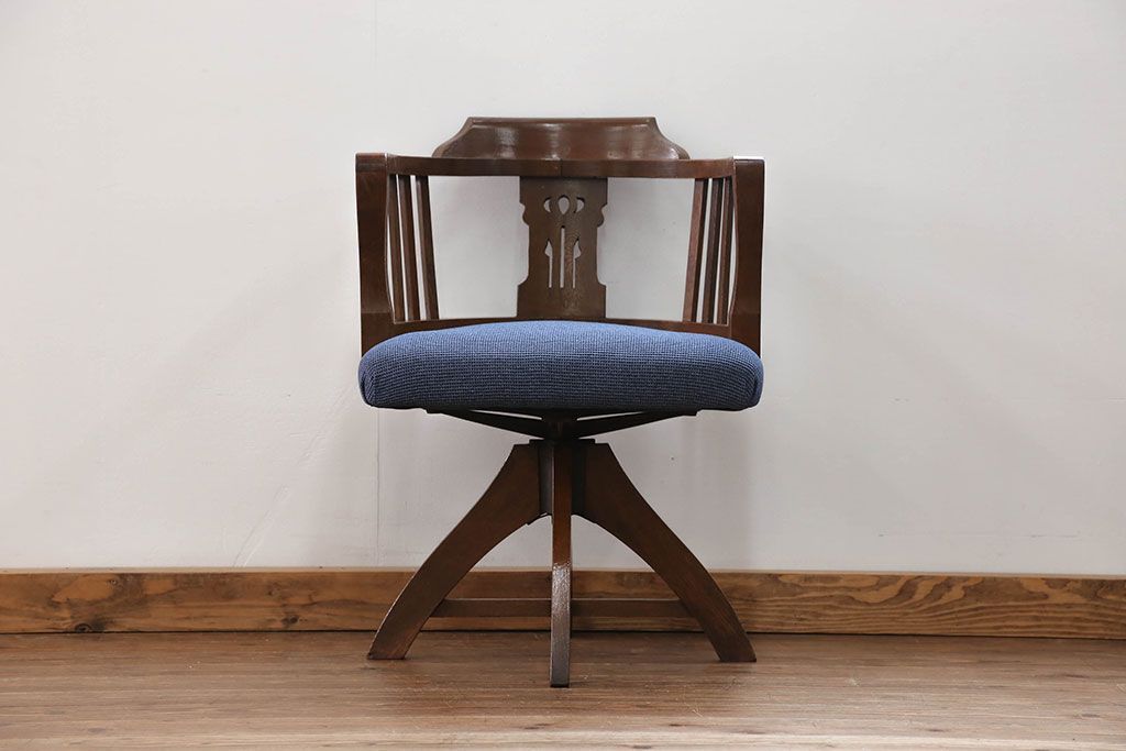 アンティーク家具　大正ロマン 古いナラ材の回転椅子(デスクチェア、回転イス)