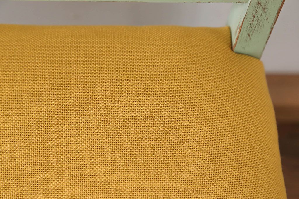 アンティーク家具　アンティークペイント かわいいデザインの椅子(チェア、イス)