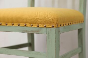 アンティーク家具　アンティークペイント かわいいデザインの椅子(チェア、イス)