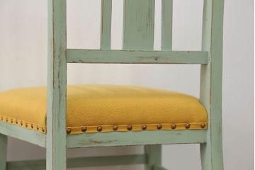 アンティーク家具　アンティークペイント かわいいデザインの椅子(チェア、イス)