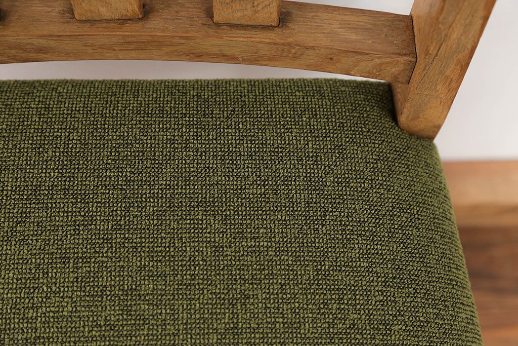 レトロ家具　アンティーク 古いナラ材のレトロな椅子(イス、チェア)