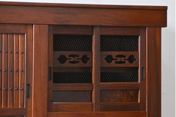 アンティーク家具　アンティーク 前面欅材!重厚な六尺水屋箪笥(食器棚、収納棚)