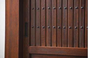 アンティーク家具　アンティーク 前面欅材!重厚な六尺水屋箪笥(食器棚、収納棚)