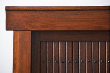 アンティーク家具　アンティーク 前面欅材!重厚な六尺水屋箪笥(食器棚、収納棚)